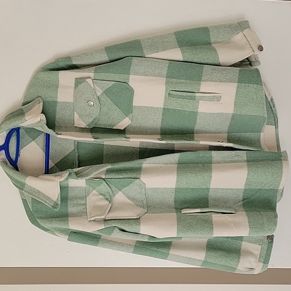 Mint Shacket - Picture 1 of 4